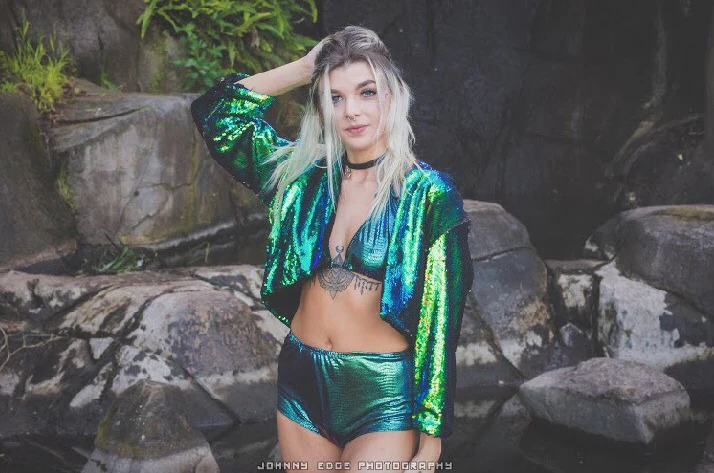 Reversible Sequin Jacket - Peacock - Image 16